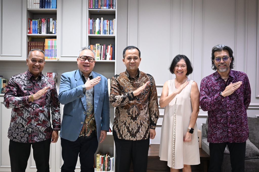Salah satu aplikasi data dan teknologi (Malaysia-London) Dataswyft, mengajak kerjasama dengan Kementerian Transmigrasi