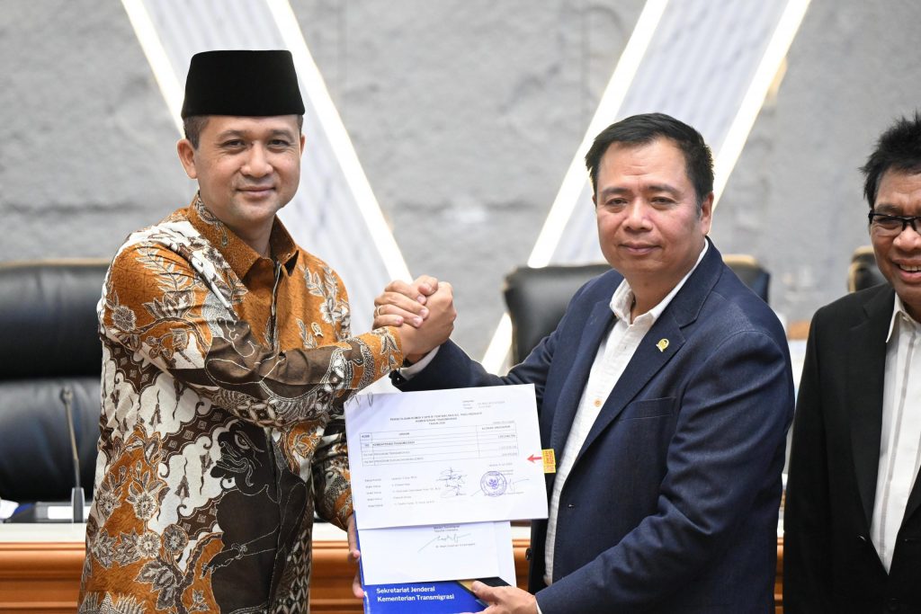 DPR RI melalui Komisi V resmi mengesahkan pagu indikatif Kementerian Transmigrasi Tahun Anggaran 2026 sebesar Rp 1,9 Triliun
