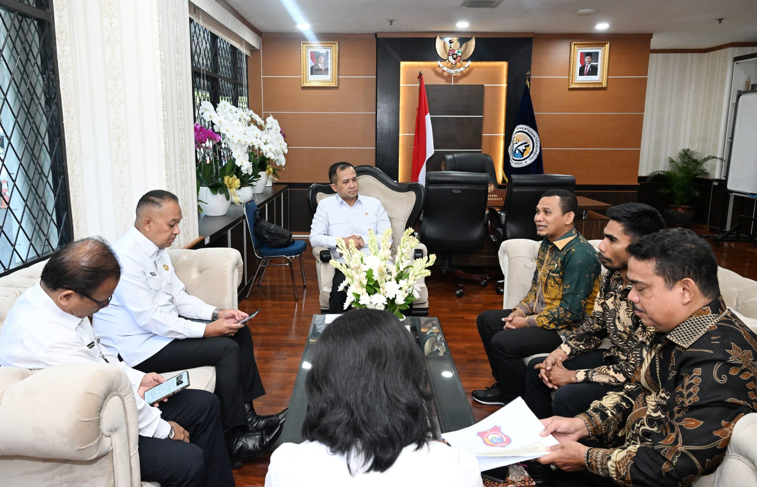 Kementerian Transmigrasi akan mengirimkan 10 peneliti ke Kabupaten Buton Utara untuk memetakan potensi wilayah transmigrasi
