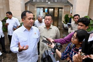 Warga transmigran kelak akan bisa melacak proses penyelesaian masalah lahannya, melalui aplikasi yang disiapkan Kementerian Transmigrasi