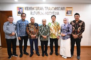 Wakil Menteri Transmigrasi, Viva Yoga Mauladi menerima audiensi Anggota DPRD Komisi II beserta Pemerintah Daerah Kabupaten Barito Kuala