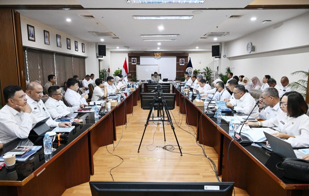 Transmigrasi Patriot merupakan Program Unggulan kementerian transmigrasi yang menawarkan beasiswa pendidikan di Universitas terbaik